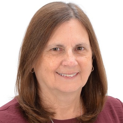 <span class="user_name">Cindy Brown</span><img data-bs-toggle="tooltip" title="ASN Verified" src="https://www.rtrsocial.com/public/core_file/e0/16/0a0435fec8b43bc7f4b6b0cf3c53e64d.png" alt="" class="verified_icon" width="14px">